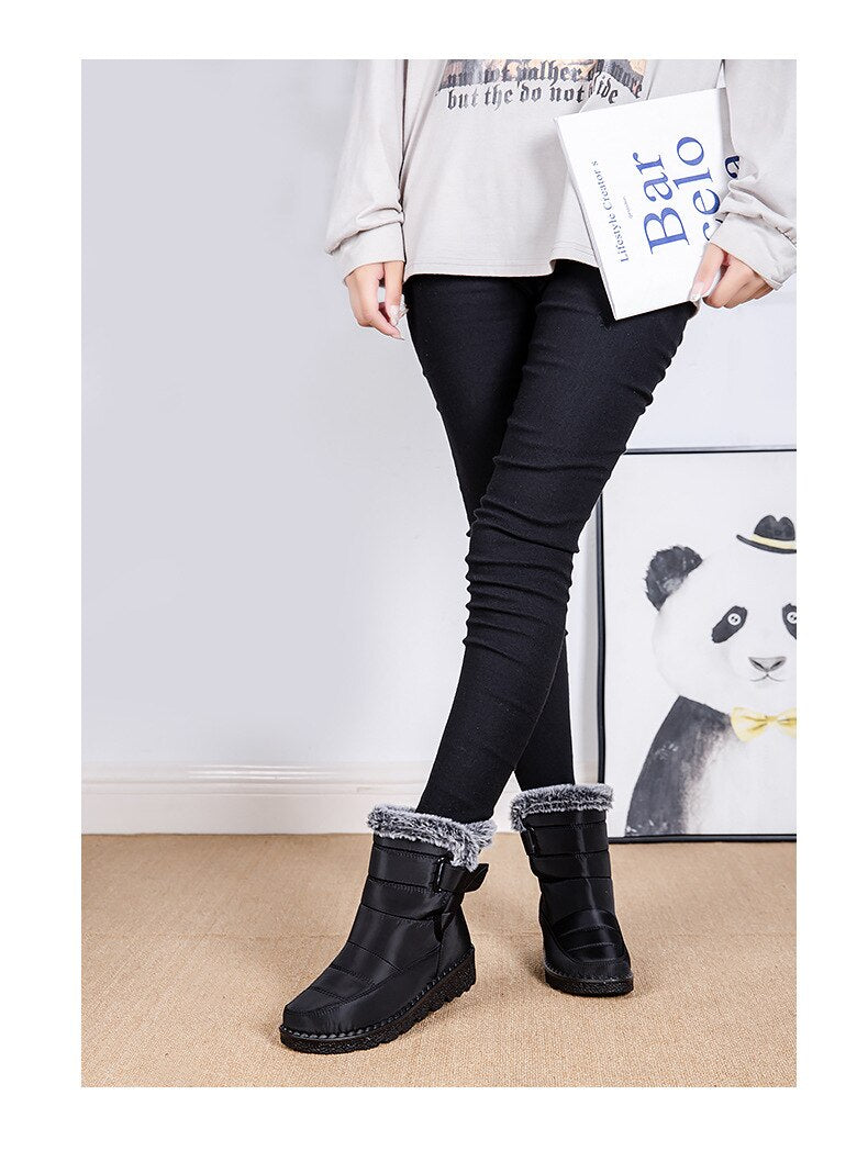 Bota Feminina Impermeável
