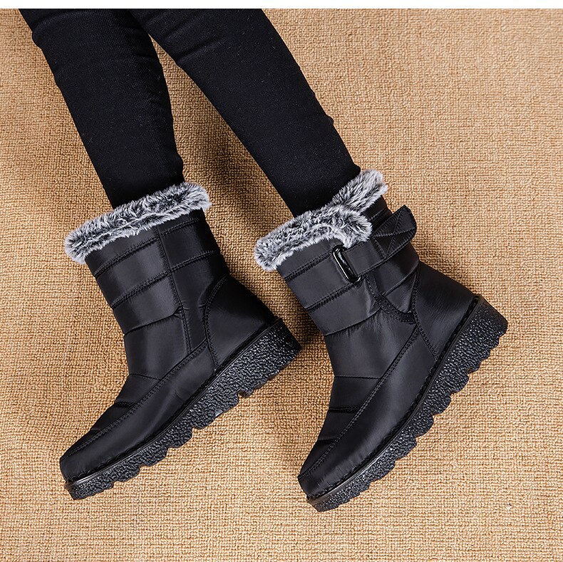 Bota Feminina Impermeável