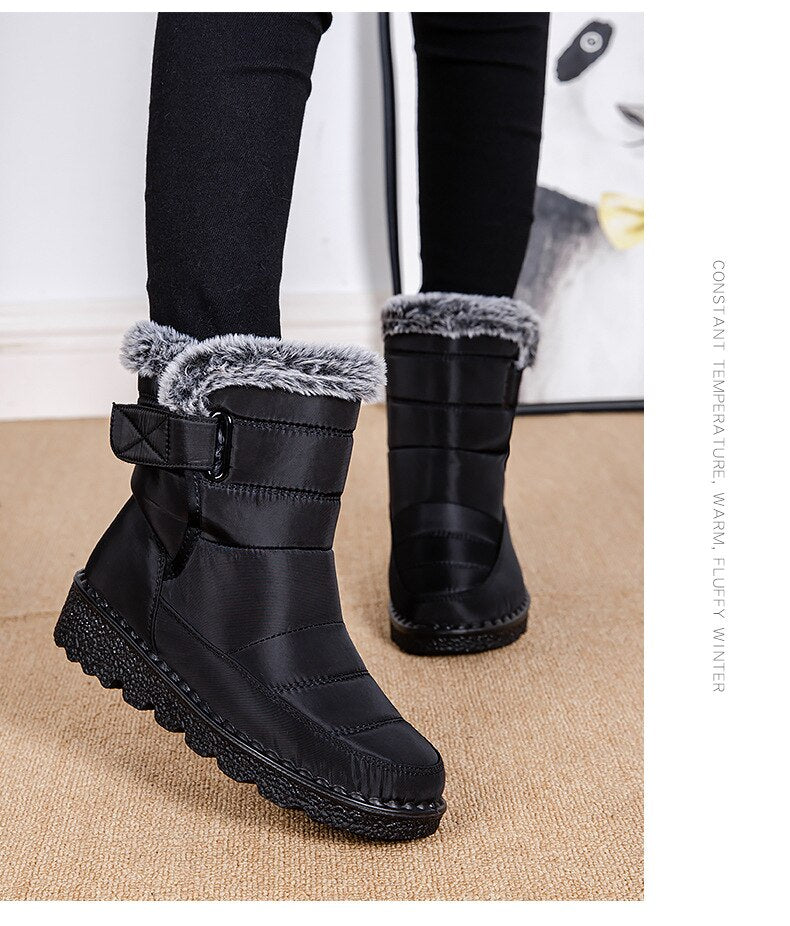 Bota Feminina Impermeável
