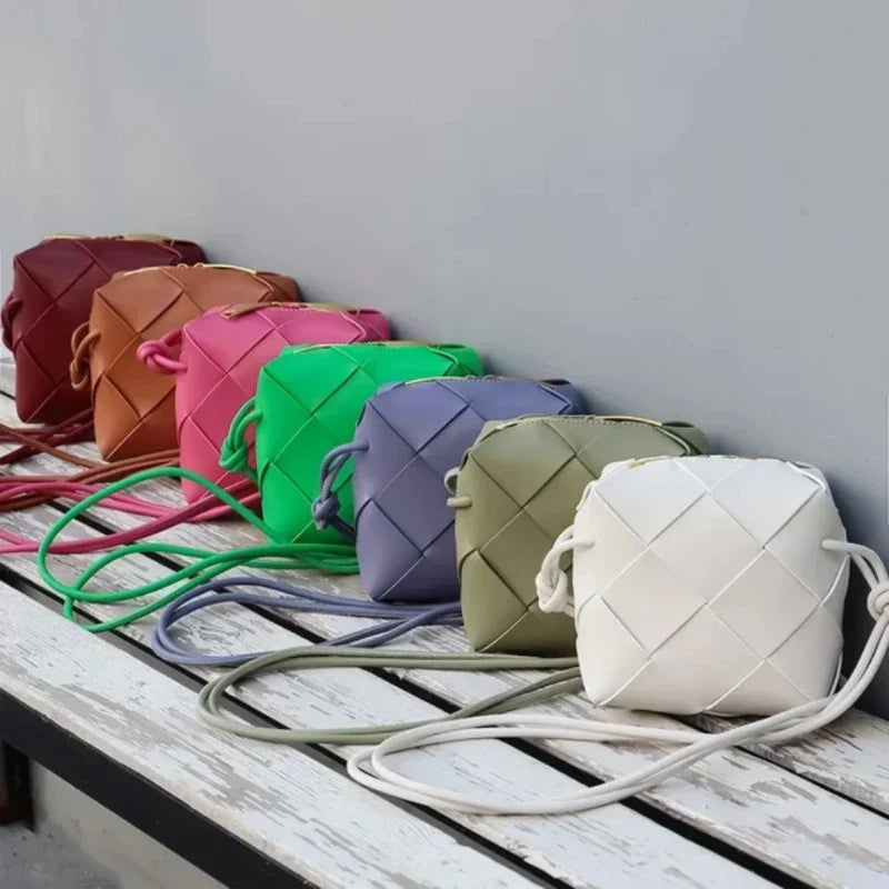 Bolsa Tiracolo Couro Legítimo Samira Mini
