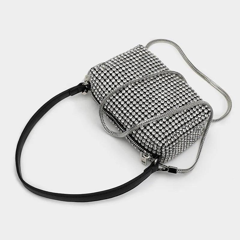 Bolsa Compacta Cravejada - Luxury