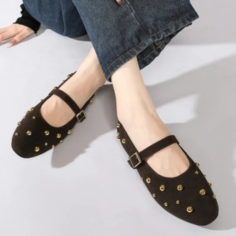 Sapatilha Suede Tachas Metal
