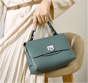 Bolsa Compacta em Couro Legítimo - Melbourn