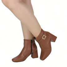 Bota Feminina Salto Bloco Grosso Cano Curto Caramelo
