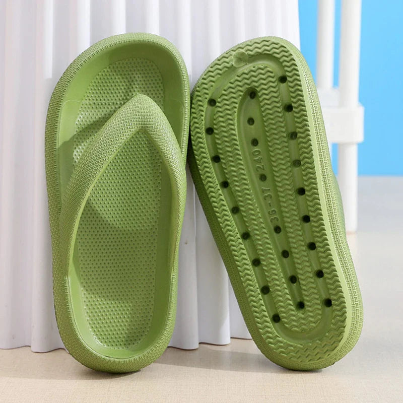 Chinelo Nuvem Antiderrapante
