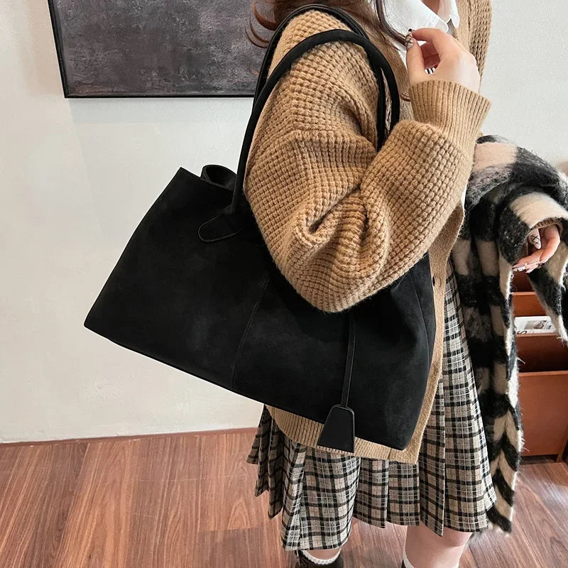 Bolsa em Camurça - Zarine