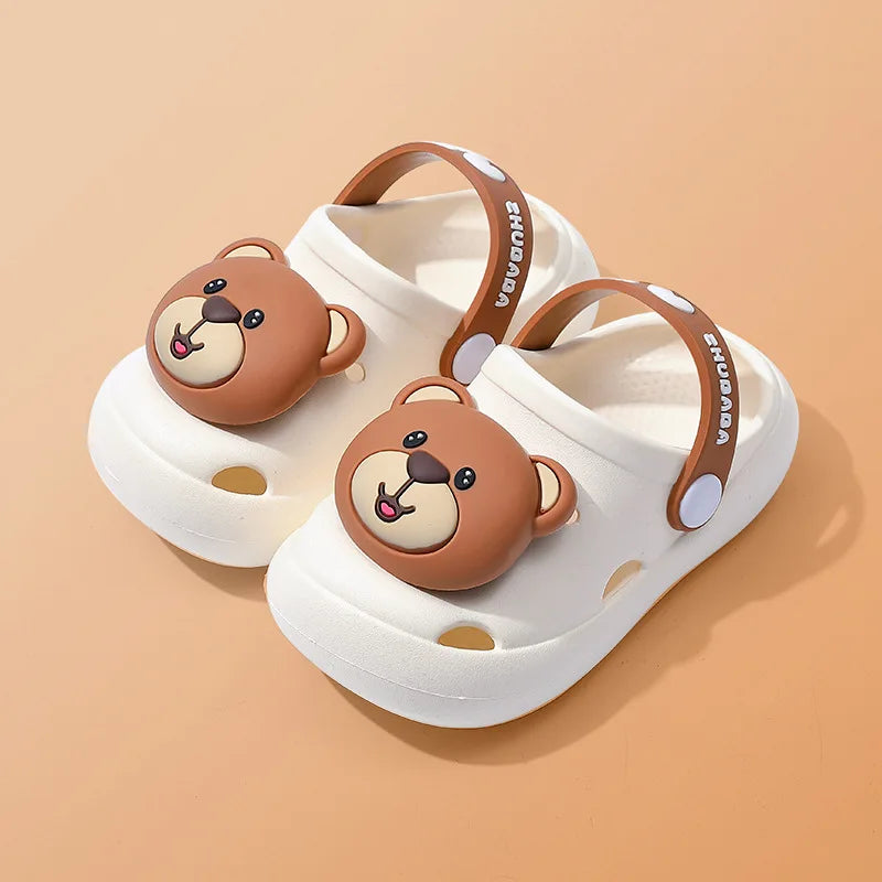 Sandália Infantil Antiderrapante Modelo Fazendinha