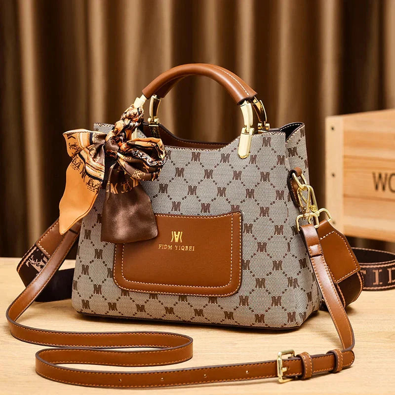 Bolsa em Couro Legítimo - Fianna